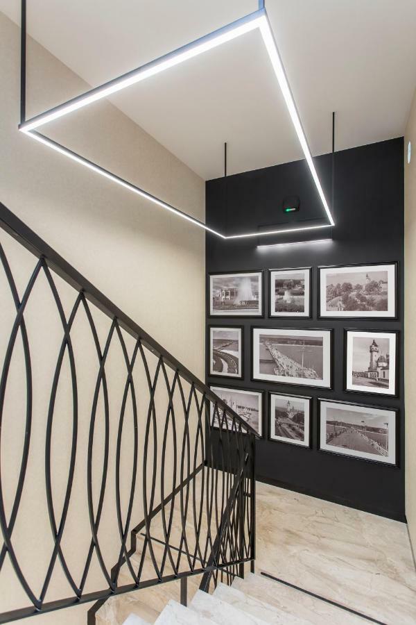 Pensjonat Victoria By Oneapartments Sopot Bagian luar foto